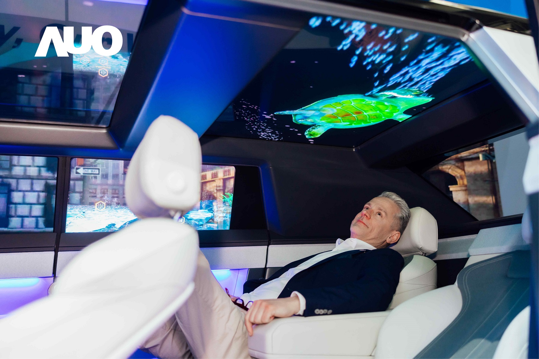 米兰·(milan)Smart Cockpit 2025集Micro LED透明、大型化、可挠优势之大成，携手BHTC打造未来视界的车用Display HMI解决方案